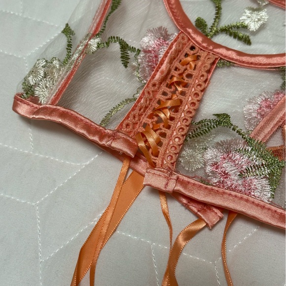 Wild Rose & Sparrow Granita Underbust Corset - SOLD OUT - Size XS/S - Picture 3 of 8